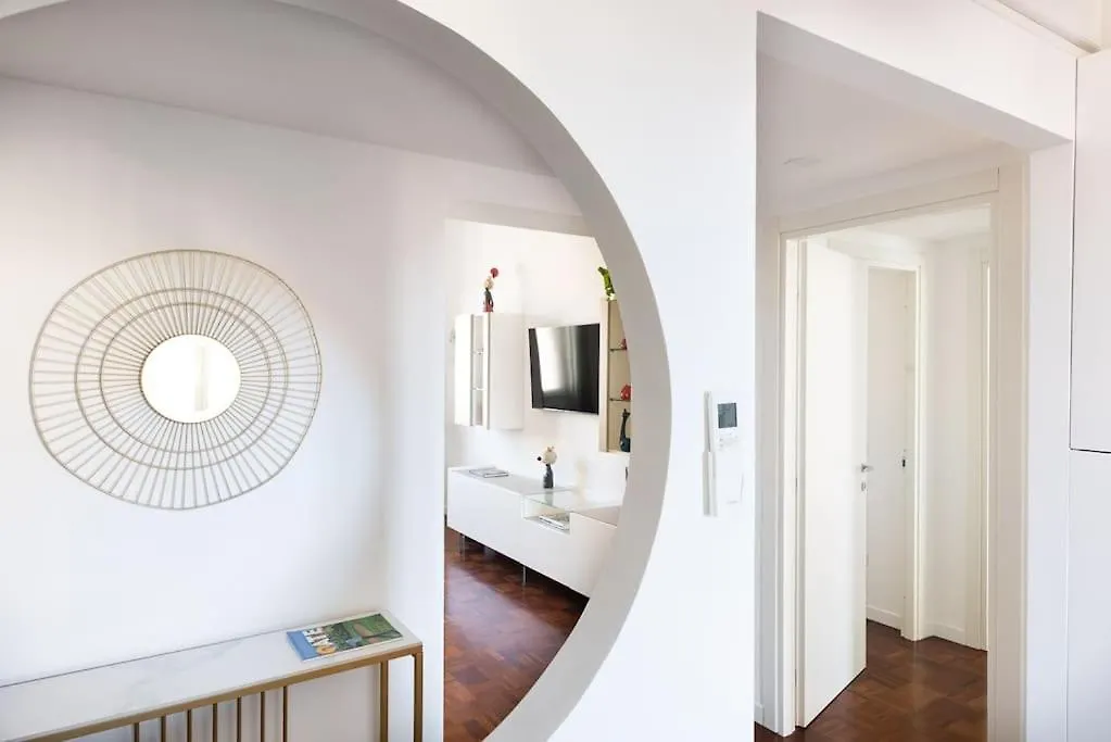 Idyllia - Bright And Modern Apt Rome Apartment