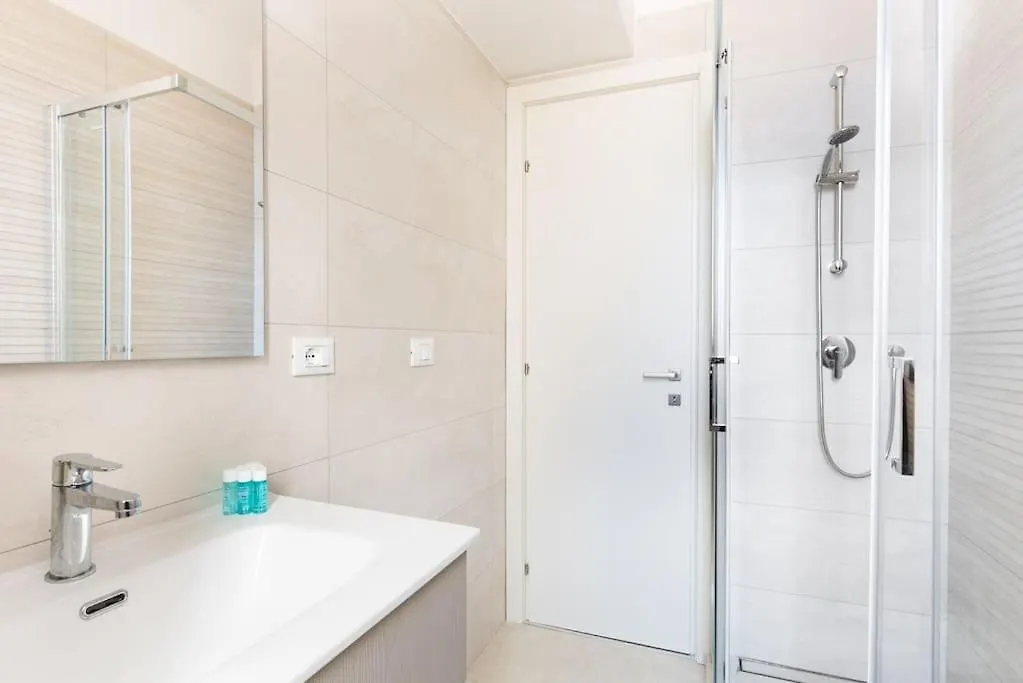 Idyllia - Bright And Modern Apt Rome 0*,  Italy